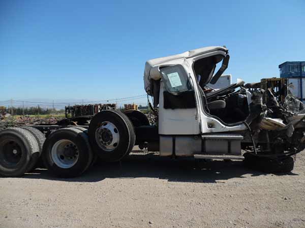TANDEM Freightliner M2 2012  USADA  EN DESARME