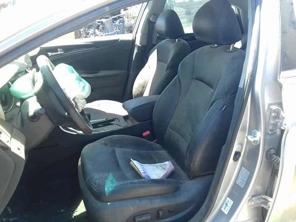  Hyundai SONATA 2012    EN DESARME