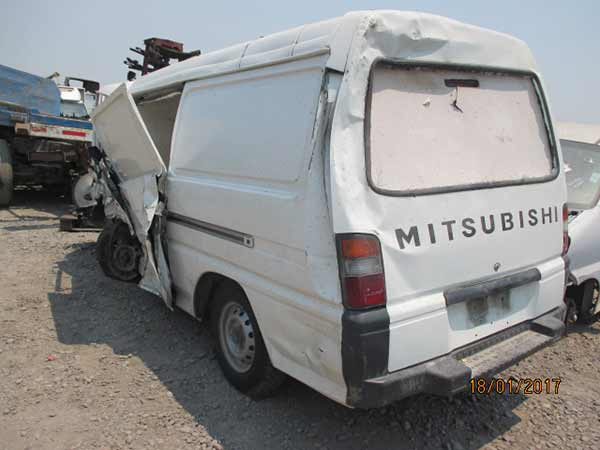 MAZA Mitsubishi L200 2011  USADO  EN DESARME