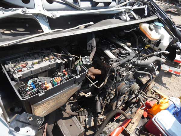 MAZA Mercedes-Benz VITO 2014  USADO  EN DESARME