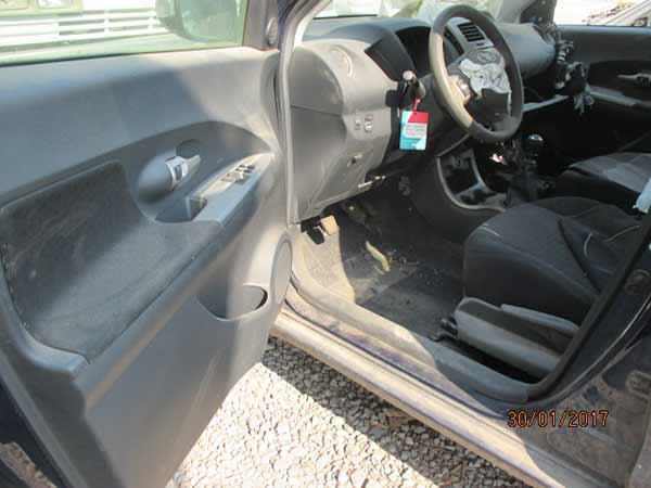  Toyota URBAN 2012    EN DESARME