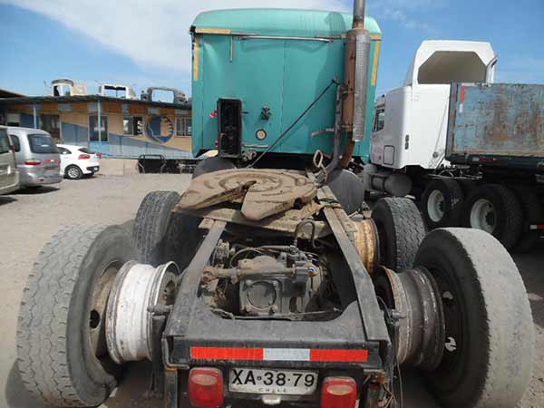 ESTANQUE ADBLUE Mack CH-613 2003  USADO  EN DESARME