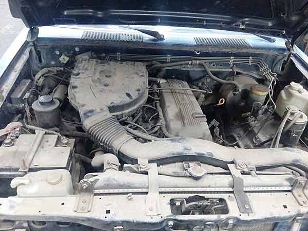  Nissan D21 2000    EN DESARME