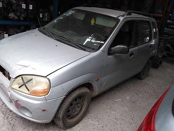  Suzuki IGNIS 2004    EN DESARME