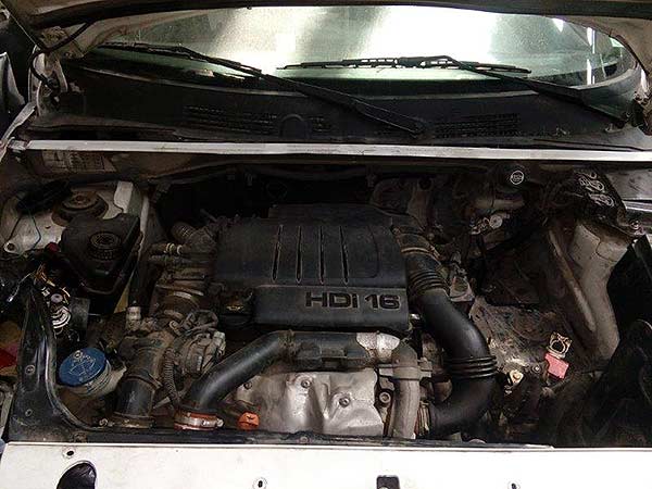 COMPRESOR AIRE ACONDICIONADO Peugeot PARTNER 2011  USADO  EN DESARME