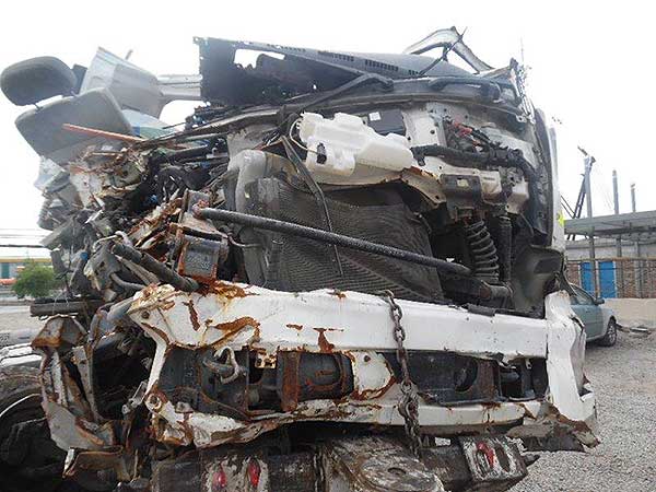 HOMOCINéTICA Dongfeng DF2038 2015  USADA  EN DESARME