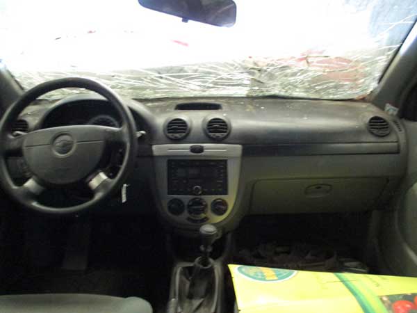  Chevrolet OPTRA     EN DESARME