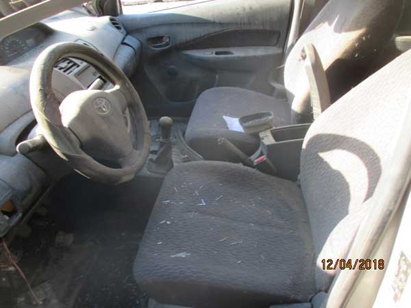  Toyota YARIS 2010    EN DESARME