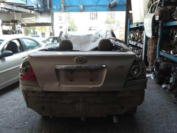  Toyota YARIS 2005    EN DESARME