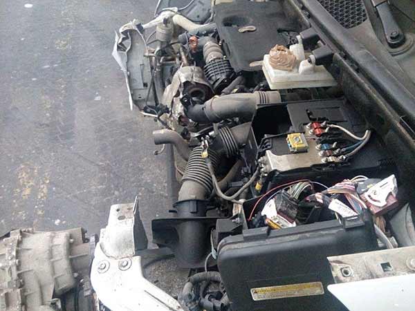 FOCO Peugeot PARTNER 2016  USADO  EN DESARME