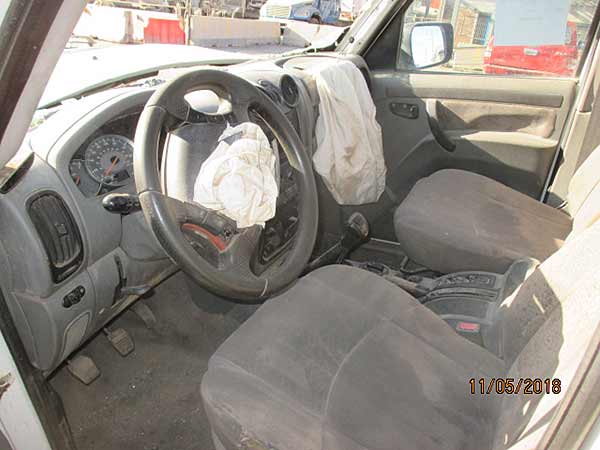 RIEL INYECCIóN Mahindra PICK UP 2012  USADO  EN DESARME