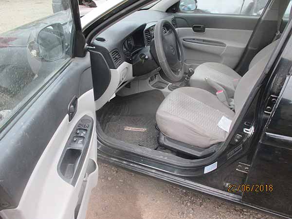 Hyundai ACCENT 2010    EN DESARME