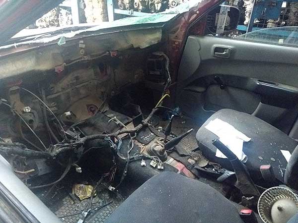 FOCO Mitsubishi L200 2012  USADO  EN DESARME