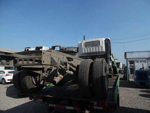 ESTANQUE ACUMULADOR DE AIRE Chevrolet NQR 2010  USADO  EN DESARME