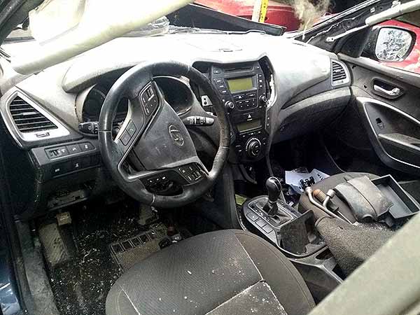  Hyundai SANTA FE 2014    EN DESARME