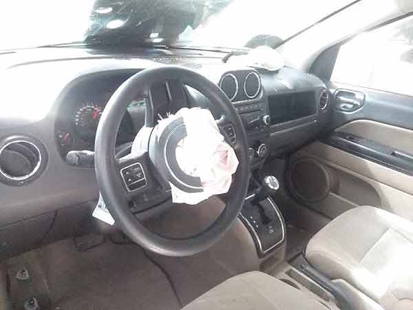  Jeep COMPASS 2012    EN DESARME