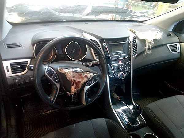  Hyundai i30 2013    EN DESARME