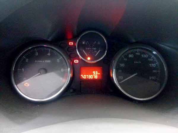 LLANTA Peugeot 207 2012  USADA  EN DESARME
