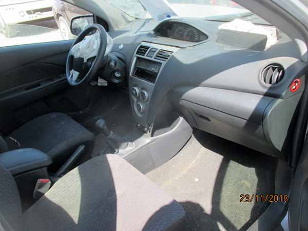  Toyota YARIS 2011    EN DESARME