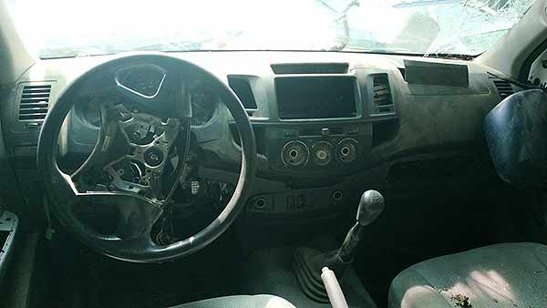  Toyota HILUX 2013    EN DESARME