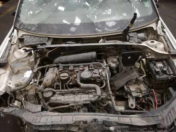 FOCO Audi A3 2012  USADO  EN DESARME