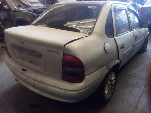  Chevrolet CORSA 2003    EN DESARME