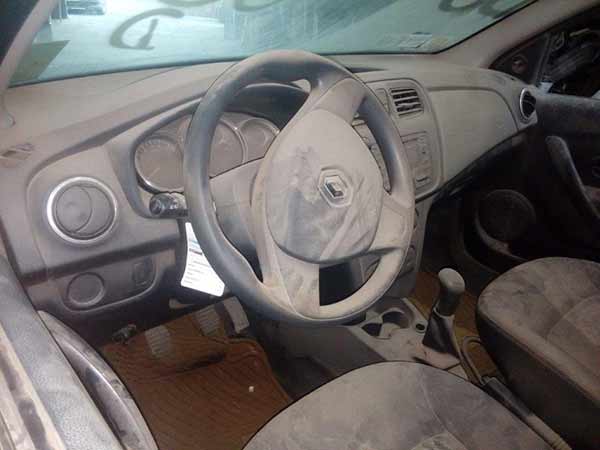 FOCO Renault SYMBOL 2016  USADO  EN DESARME