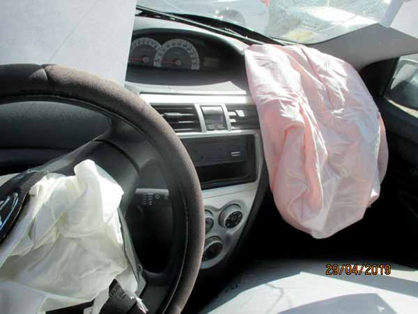  Toyota YARIS 2006    EN DESARME