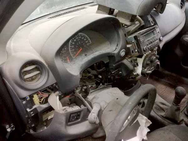 MUñON Nissan VERSA 2016  USADO  EN DESARME