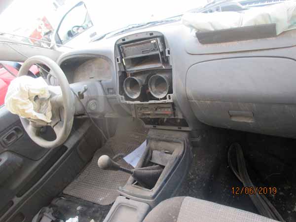 RIEL INYECCIóN Nissan TERRANO 2014  USADO  EN DESARME