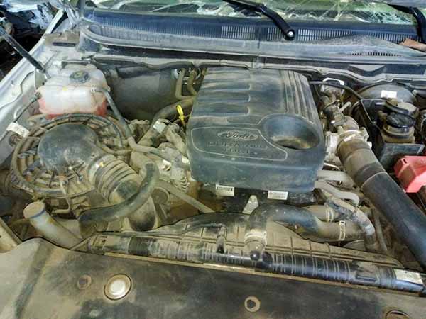 TOLVA Ford RANGER 2017  USADA  EN DESARME