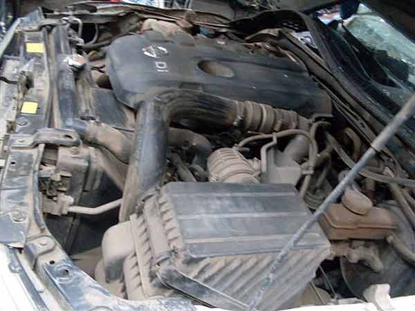  Nissan NAVARA 2009    EN DESARME