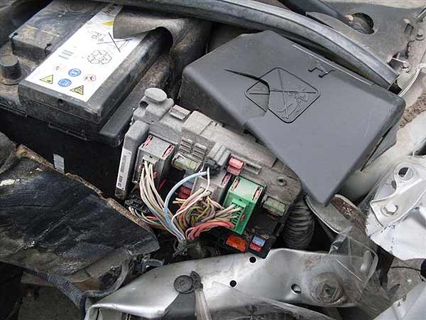  Peugeot 206 2008    EN DESARME