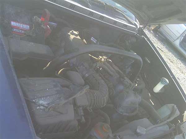  Suzuki GRAND NOMADE 2004    EN DESARME