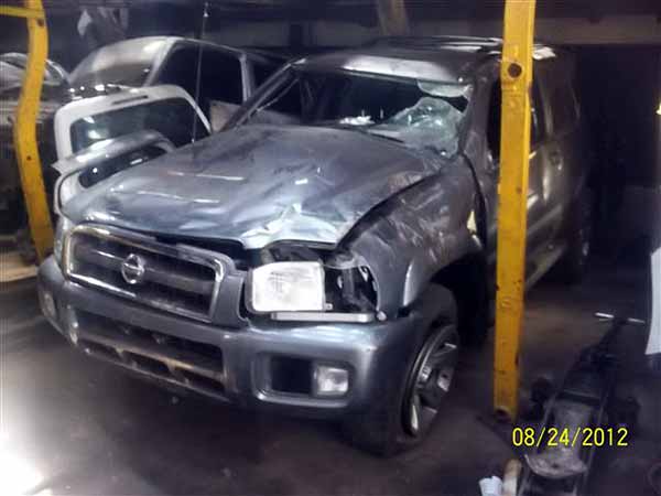  Nissan PATHFINDER 2005    EN DESARME