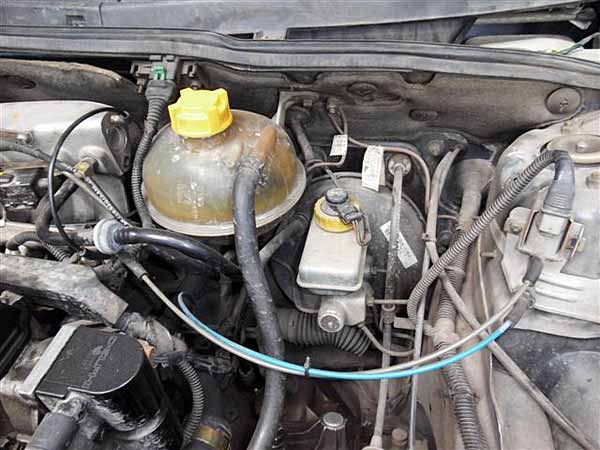  Chevrolet CORSA 2001    EN DESARME