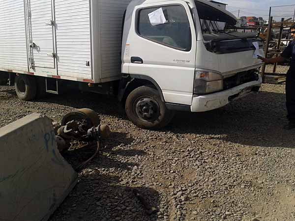  Mitsubishi CANTER 2011    EN DESARME