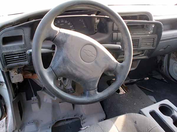  Chevrolet LUV 2001    EN DESARME