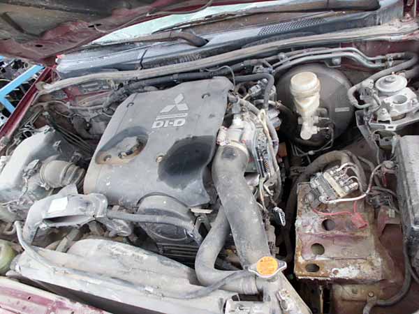  Mitsubishi KATANA 2010    EN DESARME