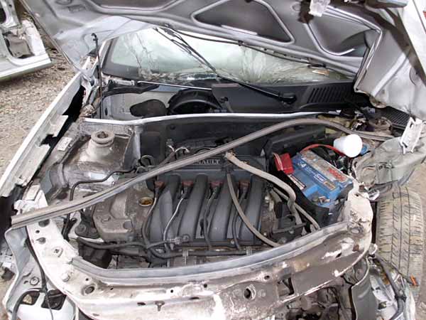  Renault CLIO 2005    EN DESARME