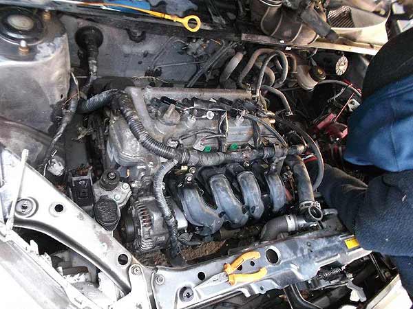  Toyota YARIS 2005    EN DESARME