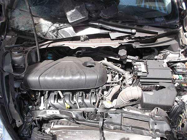  Hyundai ELANTRA 2012    EN DESARME