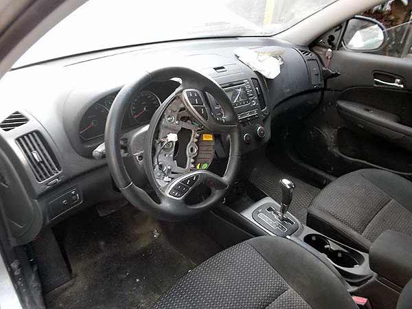 ESTANQUE ADBLUE Hyundai i 10 2012  USADO  EN DESARME