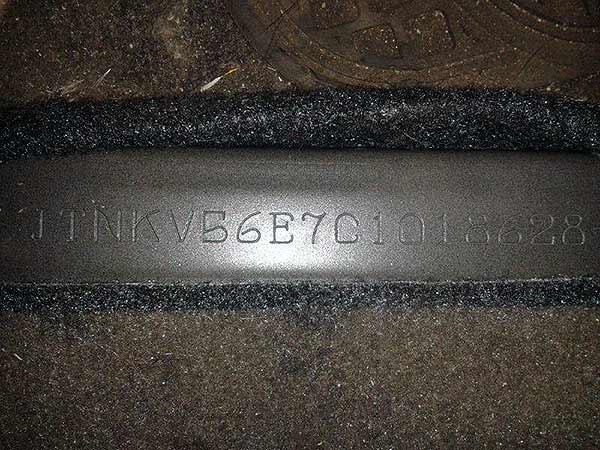  Toyota AURIS 2012    EN DESARME