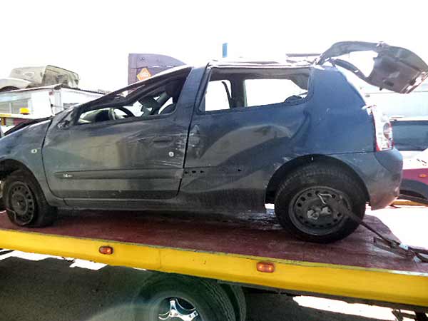 HOMOCINéTICA Renault CLIO 2005  USADA  EN DESARME