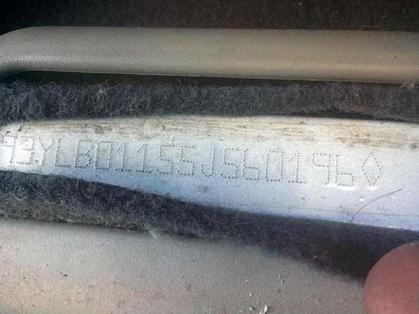  Renault CLIO 2006    EN DESARME