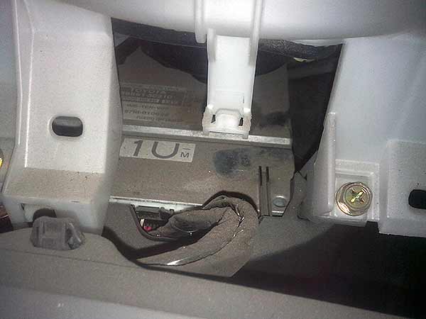  Toyota YARIS 2004    EN DESARME