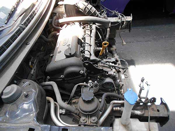  Kia Koup 2011    EN DESARME