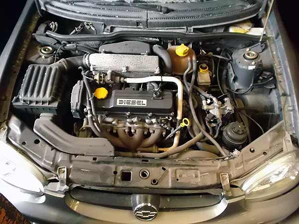  Chevrolet CORSA 2005    EN DESARME