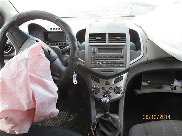  Chevrolet SONIC 2012    EN DESARME